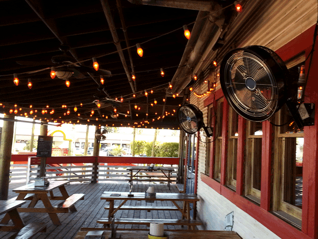misting fans at restaurant